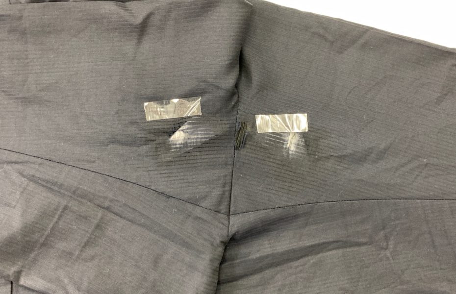 パンツ黒の股下修理