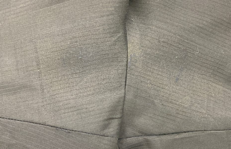 パンツ黒の股下修理